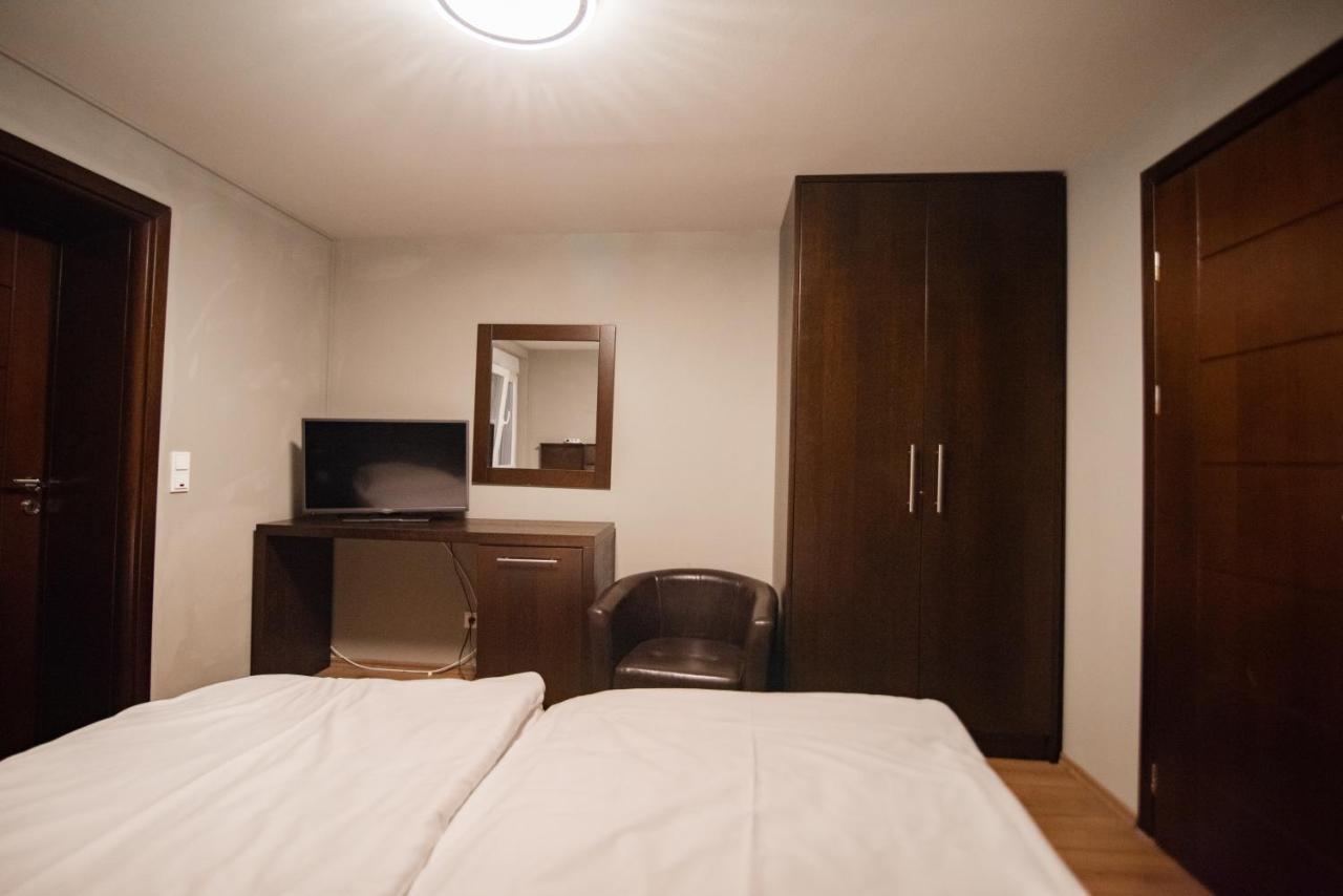 Main Appartments Frankfurt Airport ケルステルバッハ エクステリア 写真