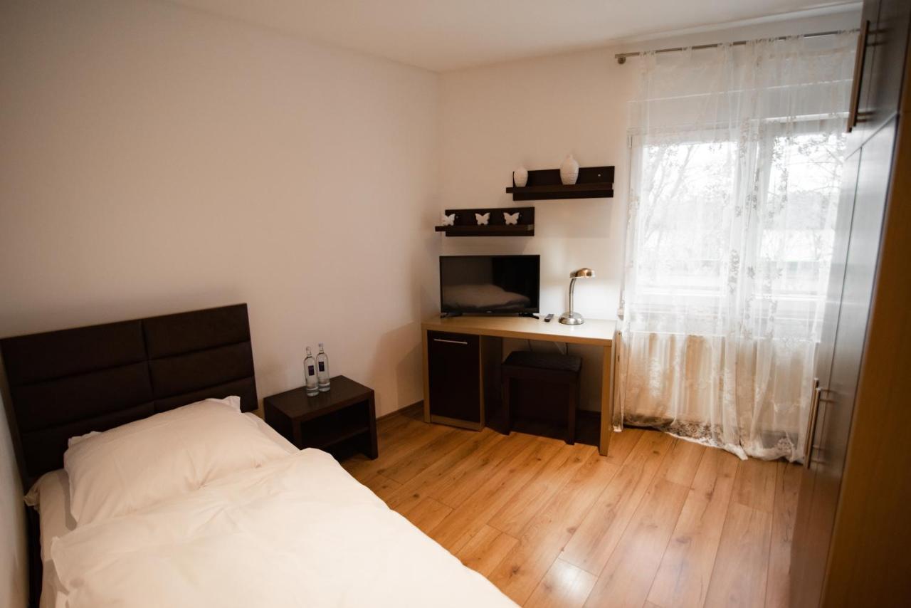 Main Appartments Frankfurt Airport ケルステルバッハ エクステリア 写真
